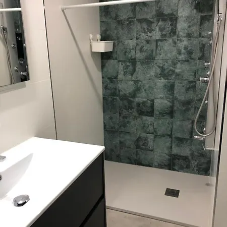 Nerjaplaya Apartment