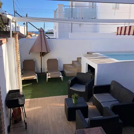 Nerjaplaya Apartment *