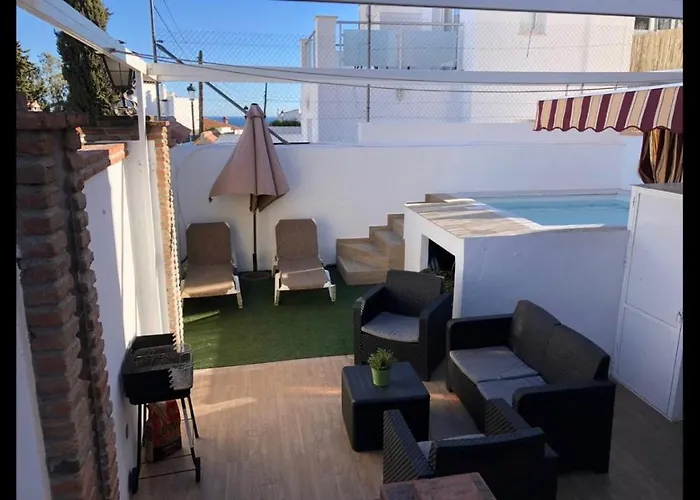 Nerjaplaya Apartment *